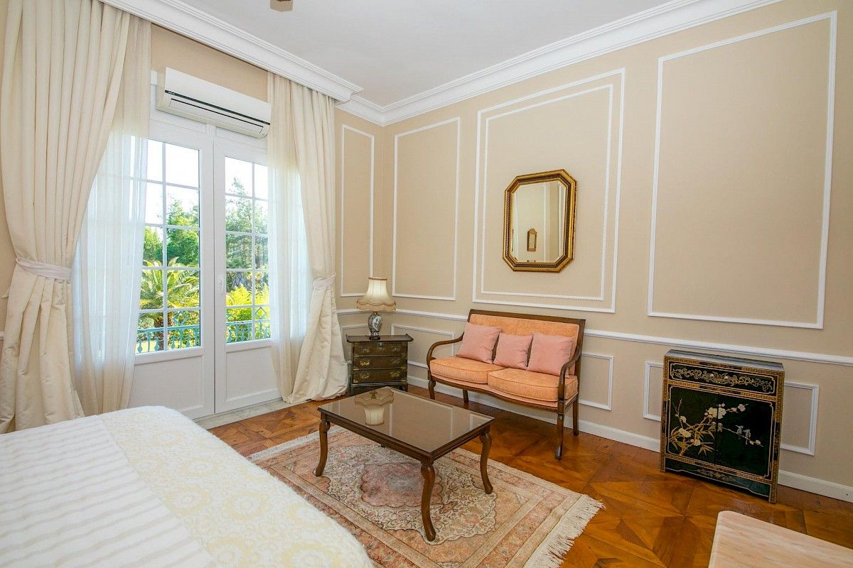 villa-zarik-210610-042455_0003